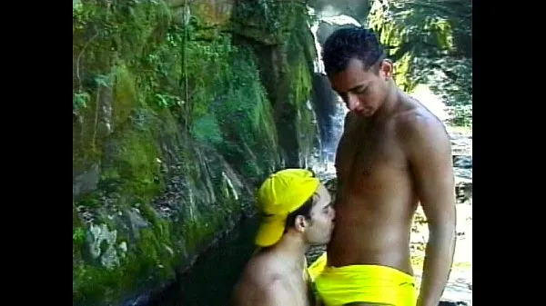 Zeige Gentlemens-Gay - BrazilianBulge - Szene 1warme Tube