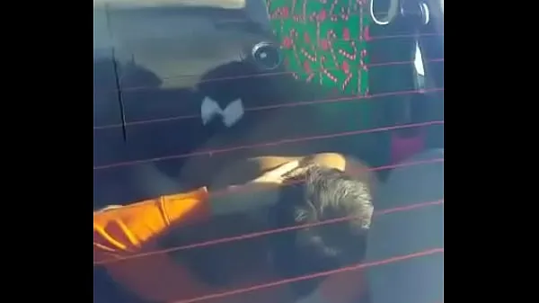 Vis Couple caught doing 69 in car varmt rør