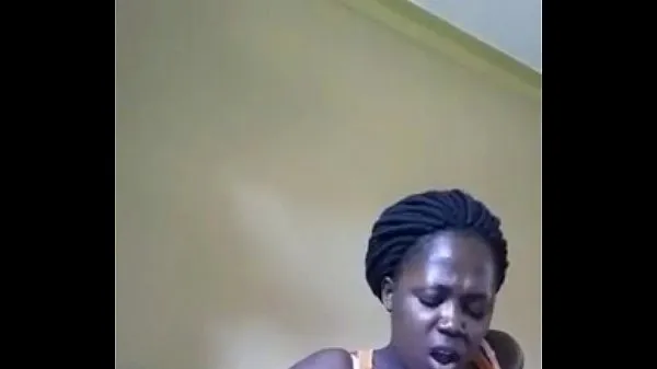Mostra Zambian girl masturbating till she squirtstubo caldo