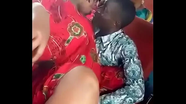 Woman fingered and felt up in Ugandan bus 따뜻한 튜브 표시