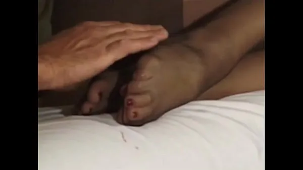 Mostrar Paja con los pies la fantasíatubo caliente