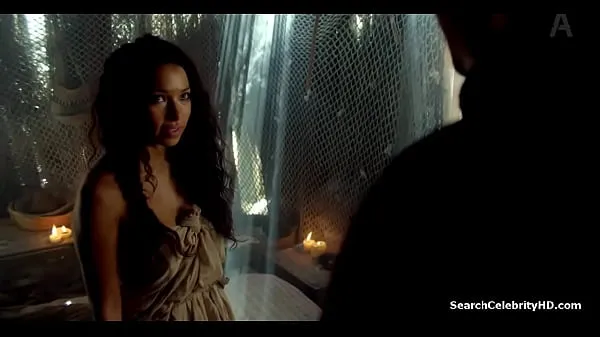 Louise Barnes Jessica Parker Kennedy Black Sails S01E04 2014 गर्म ट्यूब दिखाएँ