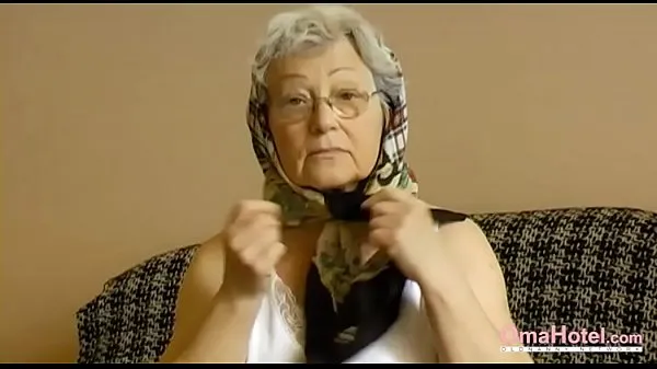 Show OmaHoteL Horny Grandma Toying Her Hairy Pussy warm Tube