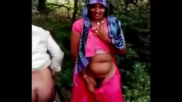 Desi Outdoor sex made by couple Funny गर्म ट्यूब दिखाएँ