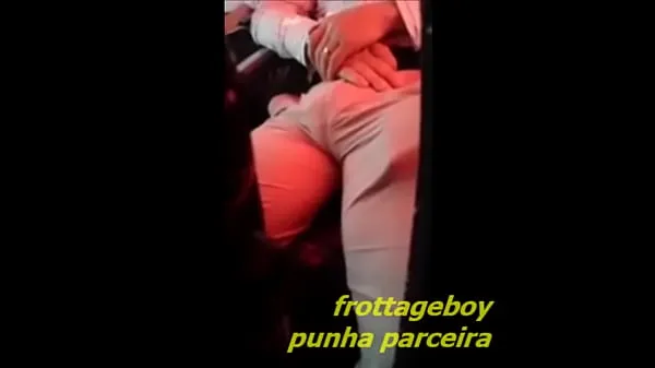 Pacotudo no ônibus sıcak tüpü göster