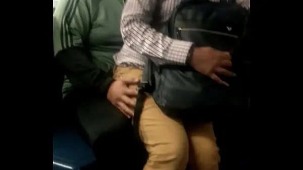 Mostrar O que há no metrô tubo quente