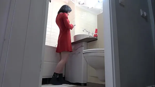 Show Beautiful Candy Black in the bathroom - Hidden cam warm Tube