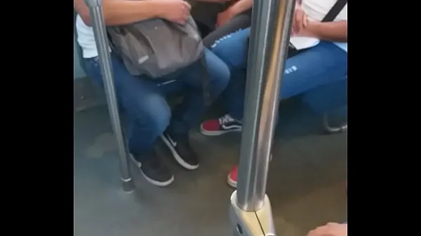 Mostrar Metro linha a tubo quente