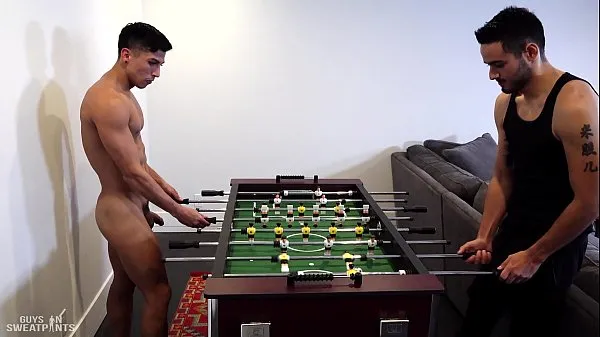 Εμφάνιση Foosball to facial θερμού σωλήνα