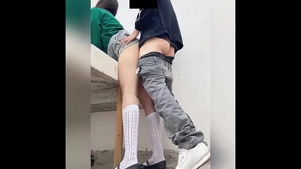 Mostrar Le DAN por el CULO a Colegiala Mexicana, Se Pone SALIVA y le DUELE al Principio! Estudiantes Mexicanos Haciendo Sexo ANAL en la ESCUELA! Sexo PUBLICO Amateurtubo caliente