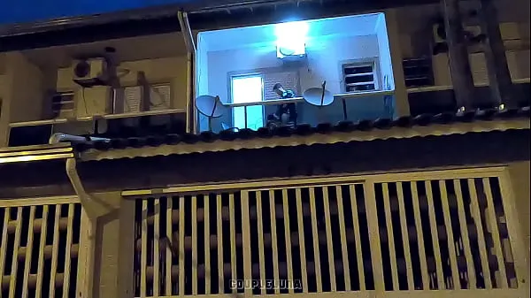 Show Newly Married is Spotted Fucking with the Lover on the Balcony of Home! (FALLED ON THE NET warm Tube