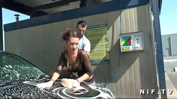 Show Beautiful french brunette in fishnet anal fucked outdoor at the carwash warm Tube