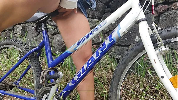 Show Student Girl Riding Bicycle&Masturbating On It After Classes In Public Park warm Tube