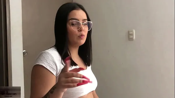 Afficher Le demi-frère baise la grosse chatte humide de sa demi-soeur MELANIETube chaud