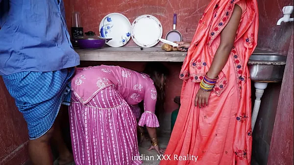 Indian step Family in Kitchen XXX in hindi गर्म ट्यूब दिखाएँ